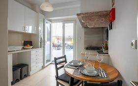 Dumont Lisbon Guesthouse